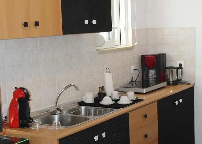 Lejlighed Κatholikis Room Kremastí